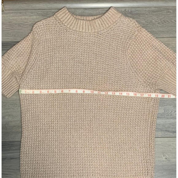 Torrid Chunky Knit Women’s Size 1 Short Sleeve Tan Pullover Sweater - Picture 9 of 9